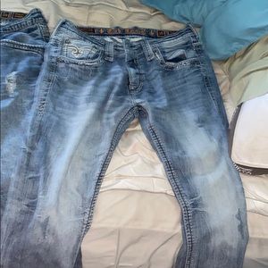 I’m selling these rock revival jeans size 36-30’s